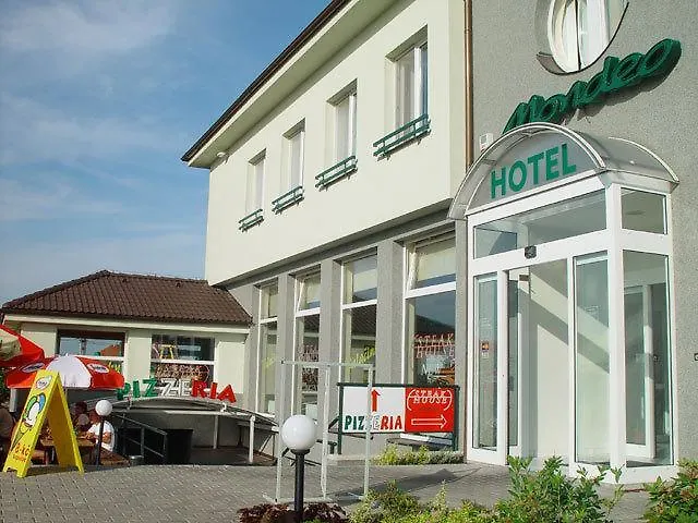 Mondeo Prague Hotel
